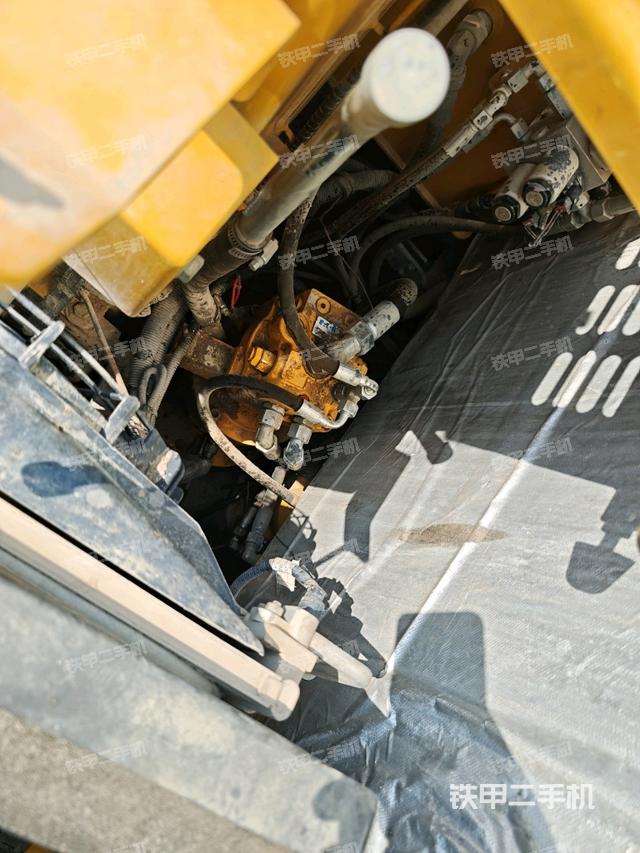 發(fā)動機室(上車部件) 發(fā)動機室(上車部件)
