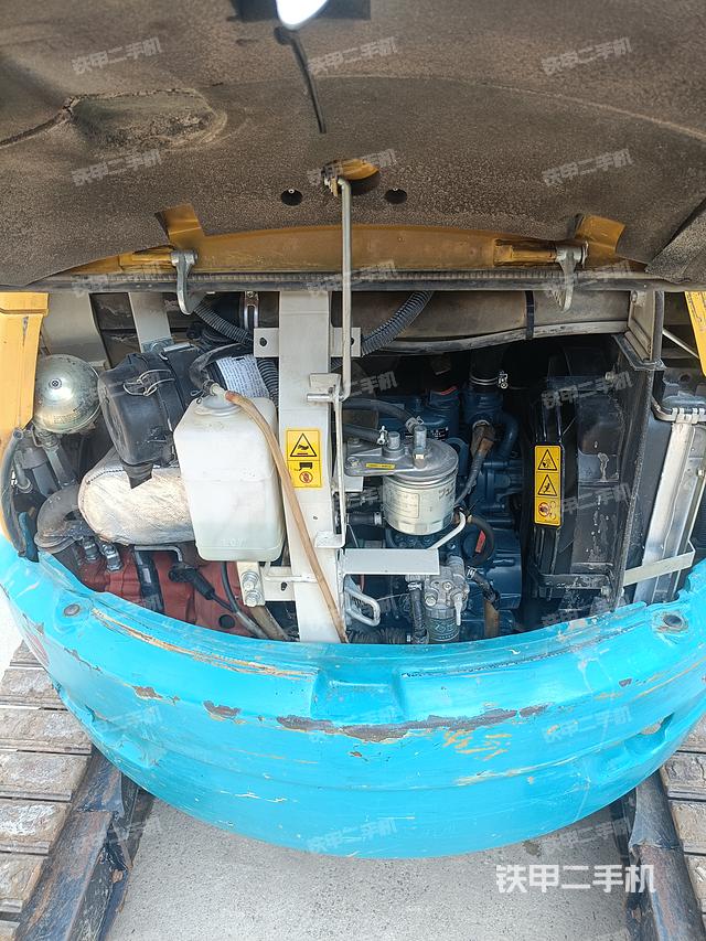 发动机整体俯视（整机外观）