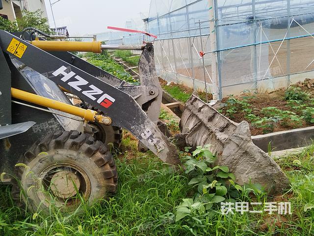 工作裝置整體(整機(jī)外觀及大件) 工作裝置整體(整機(jī)外觀及大件)