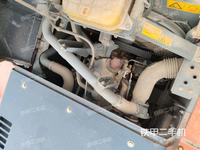 气门室盖螺丝特写（上车部件）