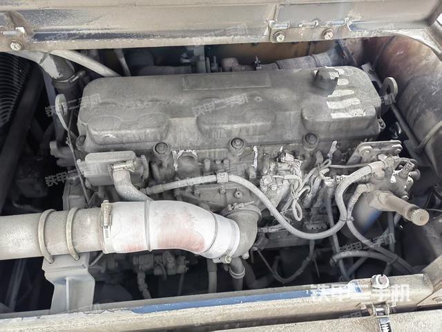 发动机整体俯视(整机外观) 发动机整体俯视(整机外观)