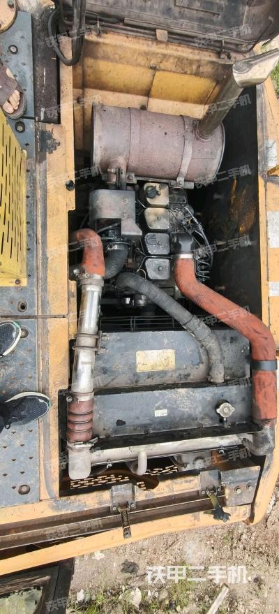 發(fā)動機整體俯視(整機外觀) 發(fā)動機整體俯視(整機外觀)