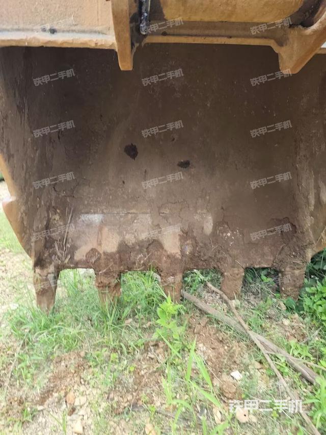大臂整體?右側(cè)(工作和回轉(zhuǎn)裝置) 大臂整體?右側(cè)(工作和回轉(zhuǎn)裝置)
