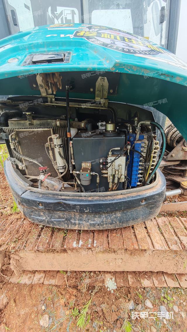 发动机整体俯视（整机外观）