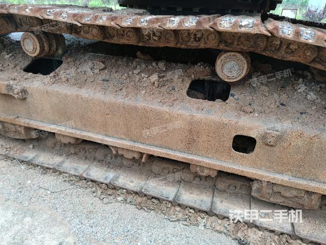 左导向轮（行走机构）