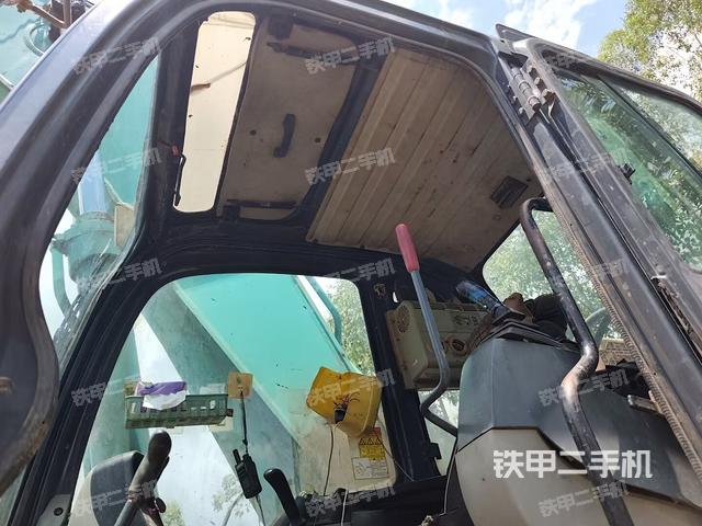 小時(shí)表(駕駛室部分) 小時(shí)表(駕駛室部分)