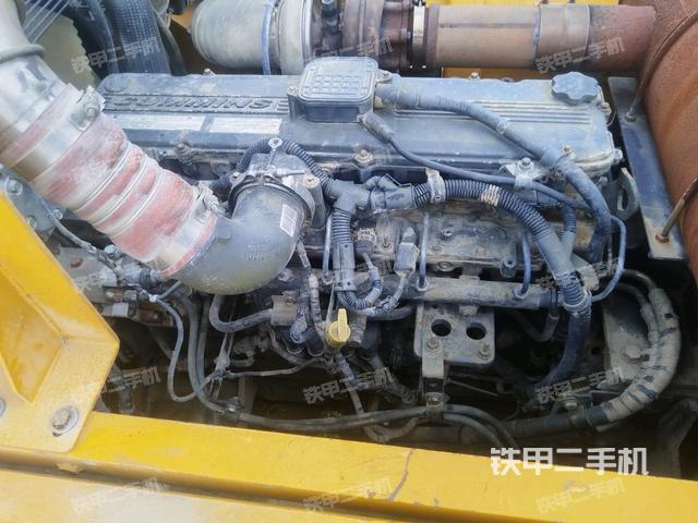 氣門室蓋螺絲特寫(上車部件) 氣門室蓋螺絲特寫(上車部件)