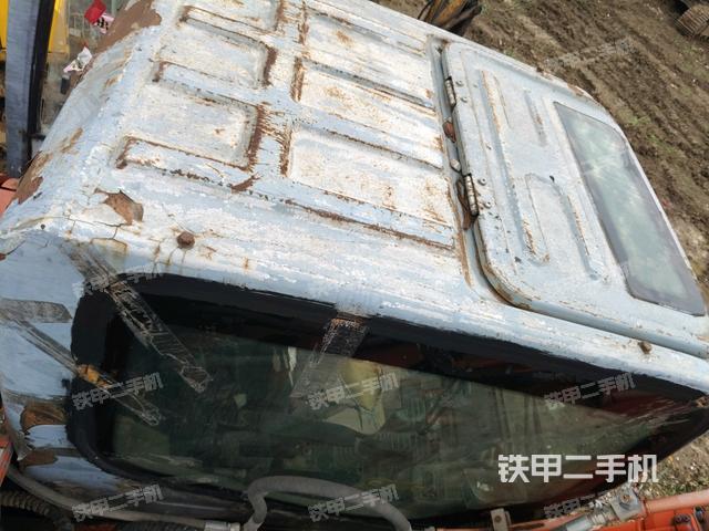 駕駛室頂部俯視(上車部件) 駕駛室頂部俯視(上車部件)