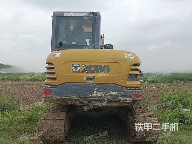 駕駛室頂部（整機(jī)外觀）