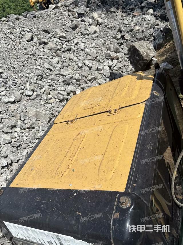 駕駛室頂部俯視(上車部件) 駕駛室頂部俯視(上車部件)