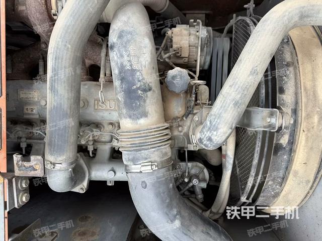 氣門室蓋螺絲特寫(上車部件) 氣門室蓋螺絲特寫(上車部件)