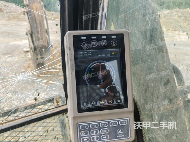 小時表(駕駛室部分) 小時表(駕駛室部分)