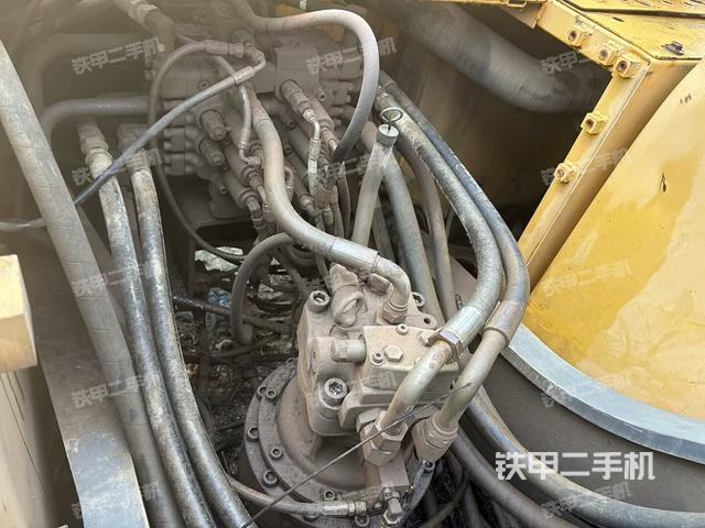 發(fā)動(dòng)機(jī)室(上車部件) 發(fā)動(dòng)機(jī)室(上車部件)