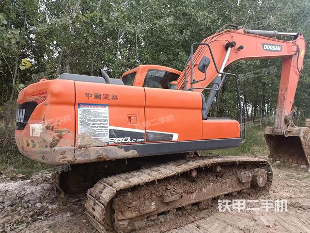 右后45(整機(jī)外觀) 右后45(整機(jī)外觀)