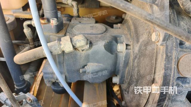液壓泵室(大件艙室) 液壓泵室(大件艙室)