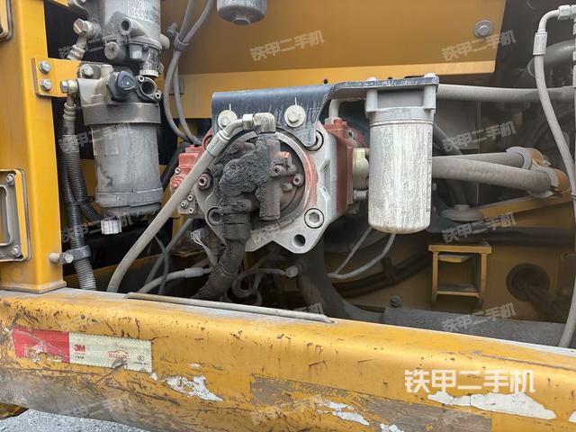 液壓泵室(大件艙室) 液壓泵室(大件艙室)