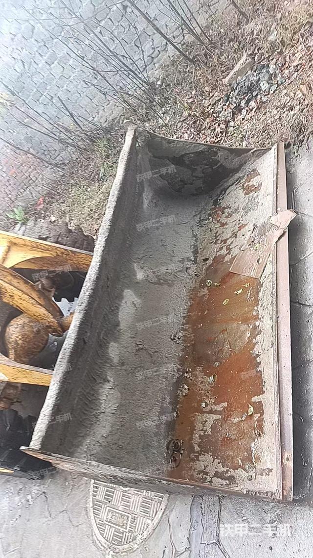 工作裝置整體(整機外觀及大件) 工作裝置整體(整機外觀及大件)