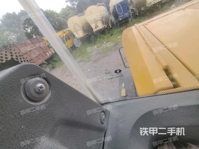 后窗玻璃角標(biāo) (駕駛室部分) 后窗玻璃角標(biāo) (駕駛室部分)