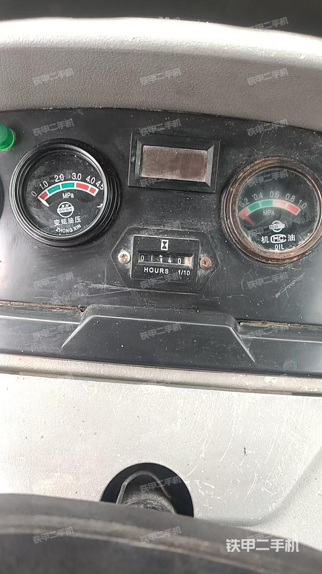 駕駛室操作臺(整機外觀及大件) 駕駛室操作臺(整機外觀及大件)