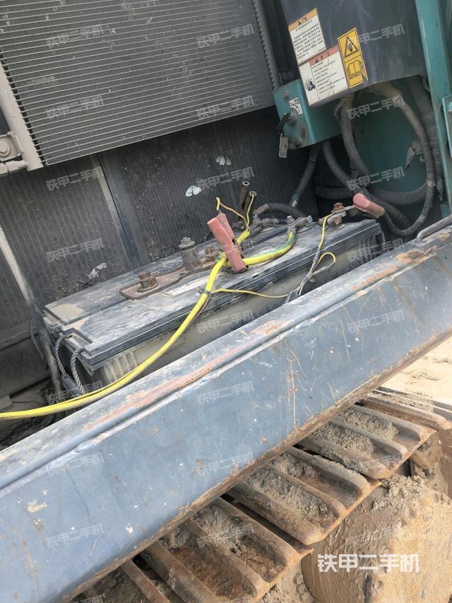 電瓶(大件艙室) 電瓶(大件艙室)