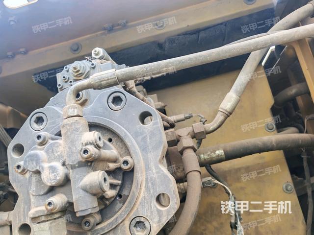 液壓泵室(大件艙室) 液壓泵室(大件艙室)
