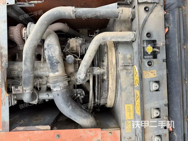 駕駛室頂部俯視(上車部件) 駕駛室頂部俯視(上車部件)