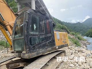 現(xiàn)代R225LC-7挖掘機(jī)實(shí)拍圖片