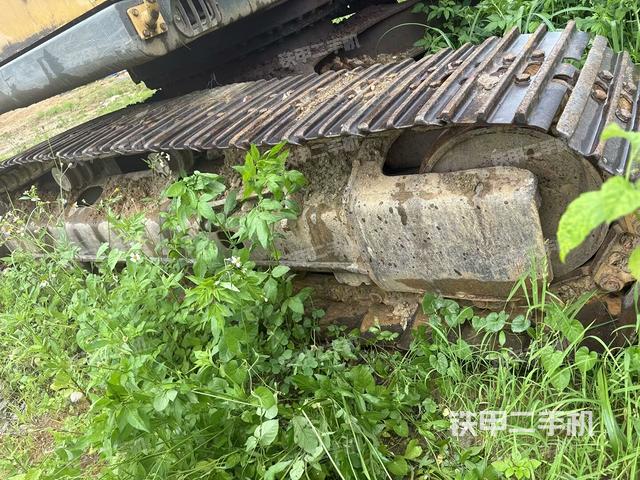 右側(cè)行走馬達(dá)蓋板(行走機(jī)構(gòu)) 右側(cè)行走馬達(dá)蓋板(行走機(jī)構(gòu))