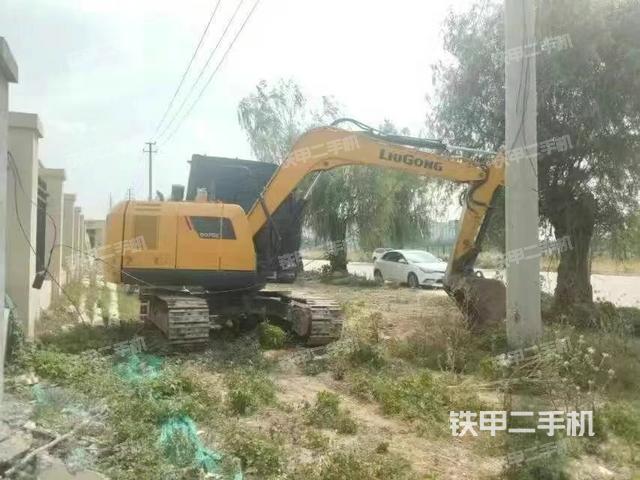 整機(jī)右后45°(整機(jī)外觀) 整機(jī)右后45°(整機(jī)外觀)