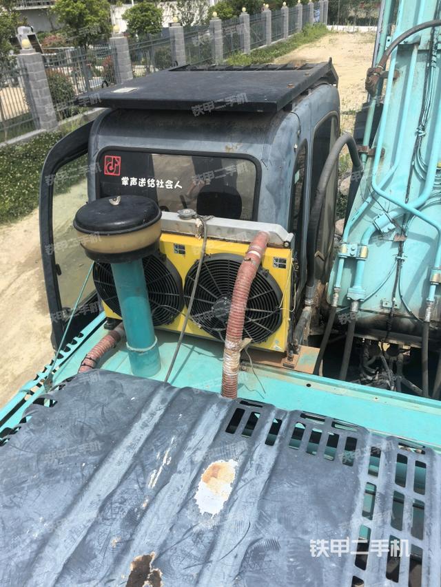 駕駛室頂部俯視(上車部件) 駕駛室頂部俯視(上車部件)