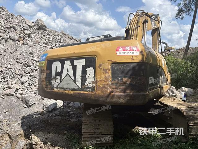 右后45(整機外觀) 右后45(整機外觀)