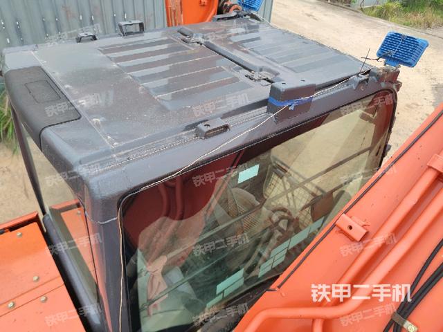 驾驶室顶部俯视（上车部件）