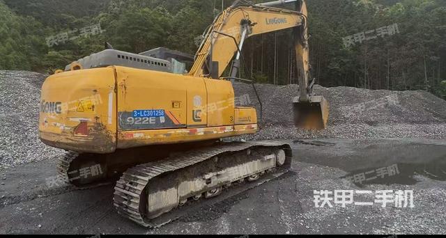 右后45(整機外觀) 右后45(整機外觀)