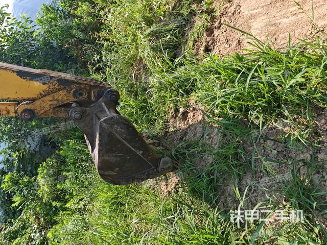 鏟斗45度(工作和回轉(zhuǎn)裝置) 鏟斗45度(工作和回轉(zhuǎn)裝置)