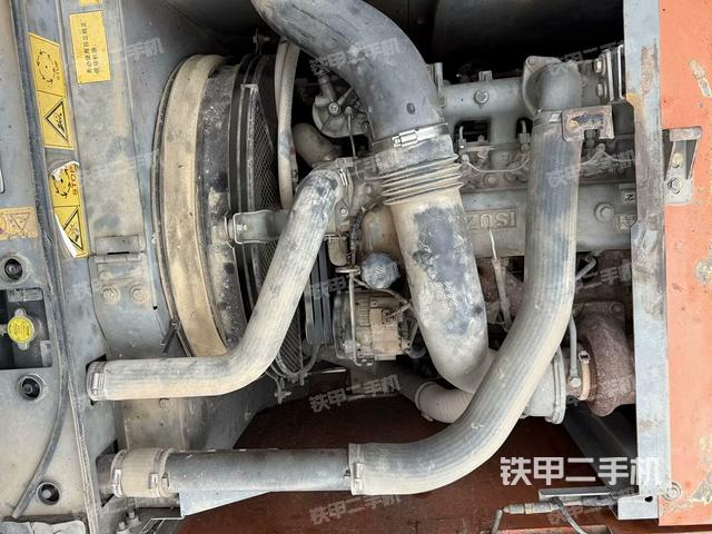 水箱+風扇特寫(上車部件) 水箱+風扇特寫(上車部件)