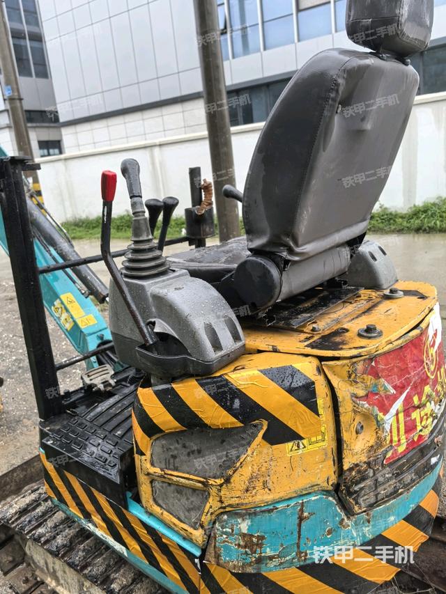 散熱器室(大件艙室) 散熱器室(大件艙室)