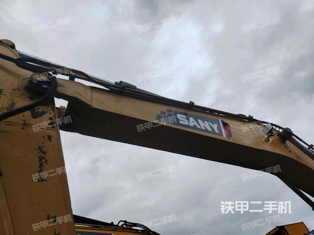 大臂整體?右側(cè)(工作和回轉(zhuǎn)裝置) 大臂整體?右側(cè)(工作和回轉(zhuǎn)裝置)