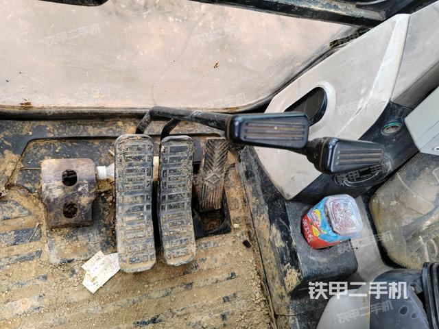 后窗玻璃角標(biāo)(駕駛室部分) 后窗玻璃角標(biāo)(駕駛室部分)
