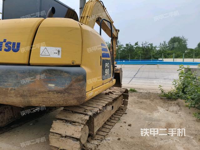 整機(jī)右后45°(整機(jī)外觀) 整機(jī)右后45°(整機(jī)外觀)