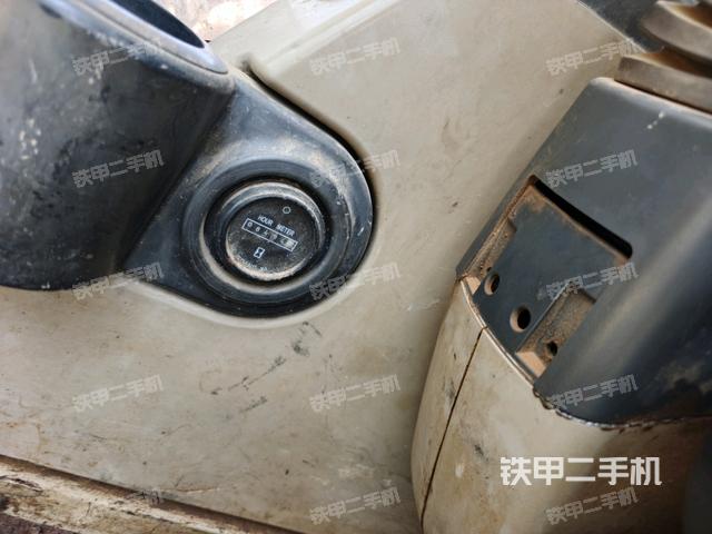 小時(shí)表(駕駛室部分) 小時(shí)表(駕駛室部分)