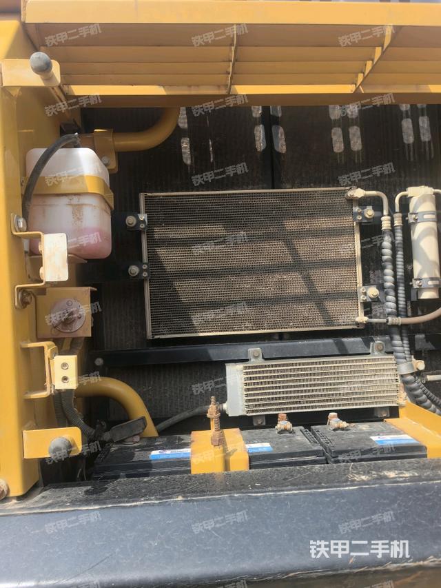 散熱器室(大件艙室) 散熱器室(大件艙室)