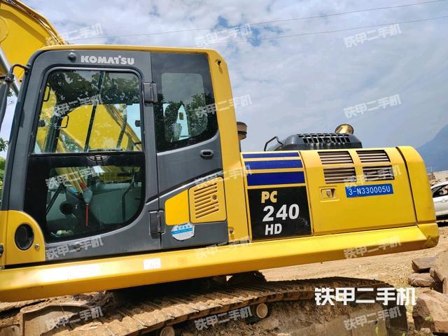 驾驶室整体（整机外观）