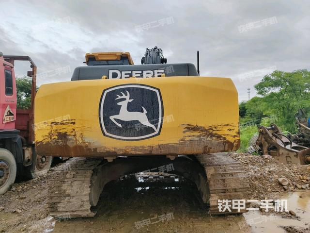 右前45(整機(jī)外觀) 右前45(整機(jī)外觀)