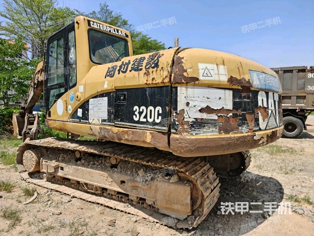 左后45(整機(jī)外觀) 左后45(整機(jī)外觀)