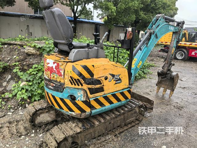右前45(整機(jī)外觀) 右前45(整機(jī)外觀)