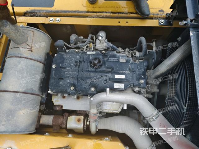 發(fā)動機室(上車部件) 發(fā)動機室(上車部件)