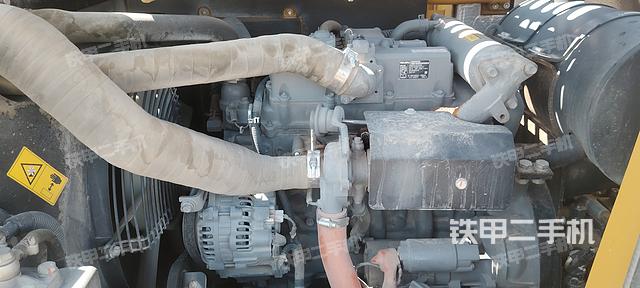 发动机整体俯视（整机外观）