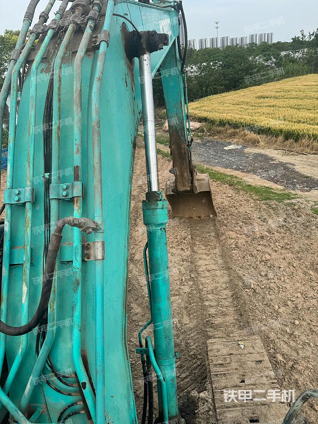 整機(jī)右后45°(整機(jī)外觀) 整機(jī)右后45°(整機(jī)外觀)
