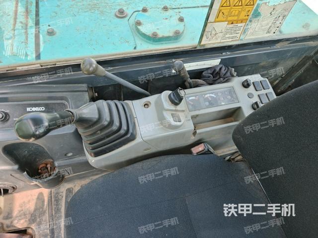 顯示屏?(駕駛室部分) 顯示屏?(駕駛室部分)