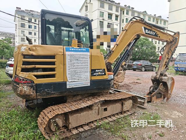 右后45(整機(jī)外觀) 右后45(整機(jī)外觀)